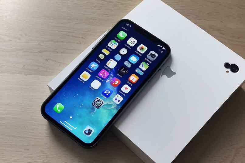 ¿Cómo puedo recuperar datos de un iPhone después de un reinicio de fábrica?
